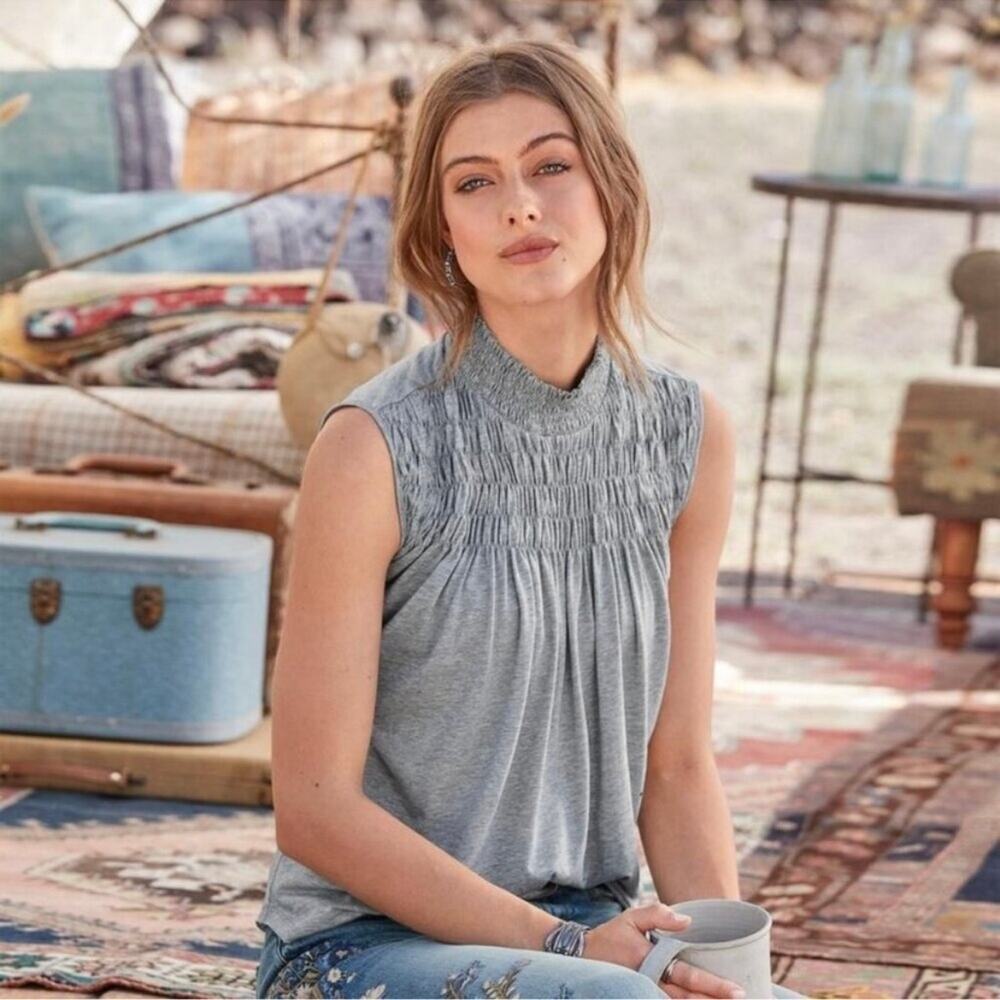 Sundance Everyday Essence Mock Neck Ruched Smoked Blouse Top Stretch Grey Medium